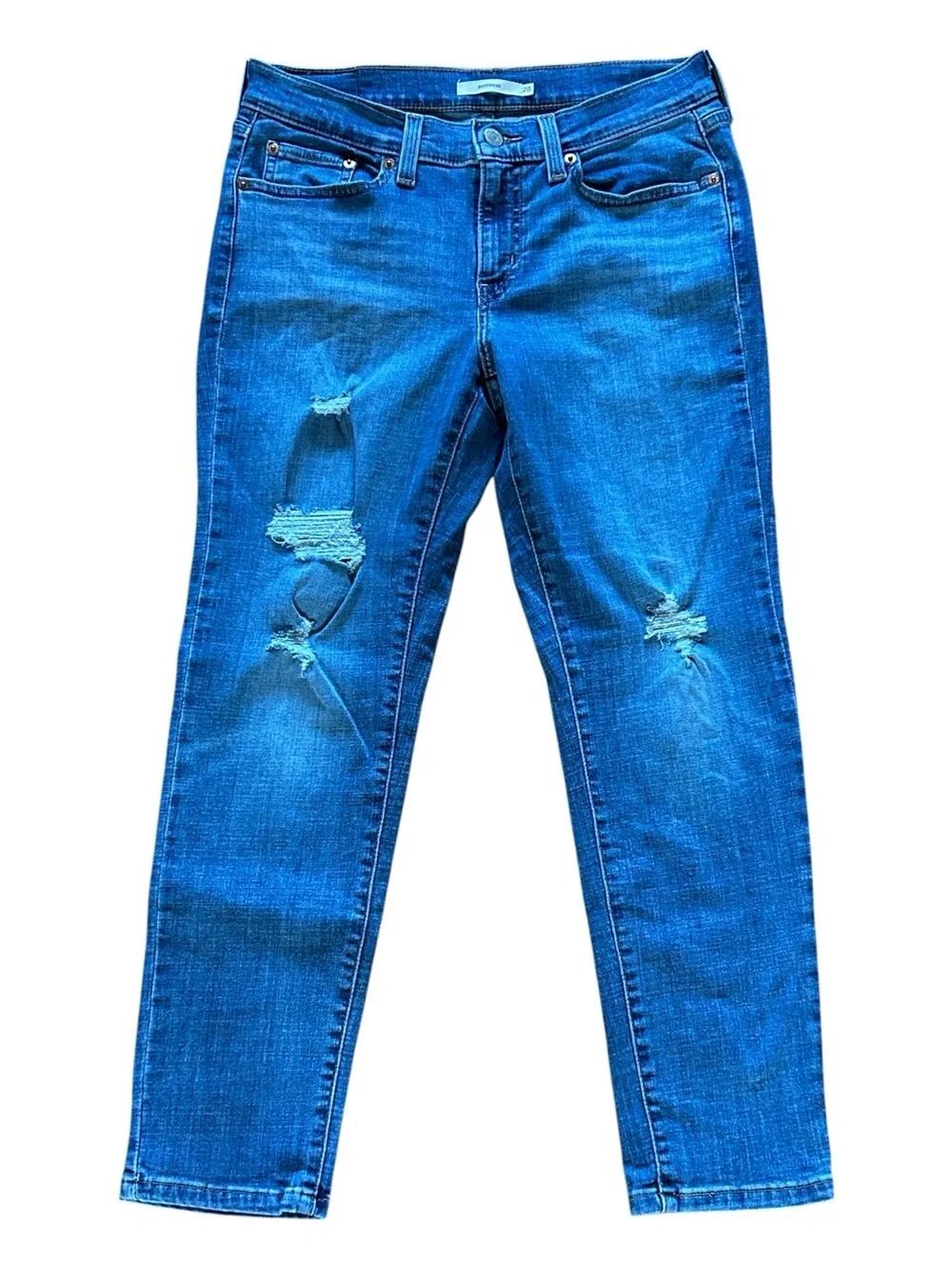 Levi’s Distressed Boyfriend Jeans